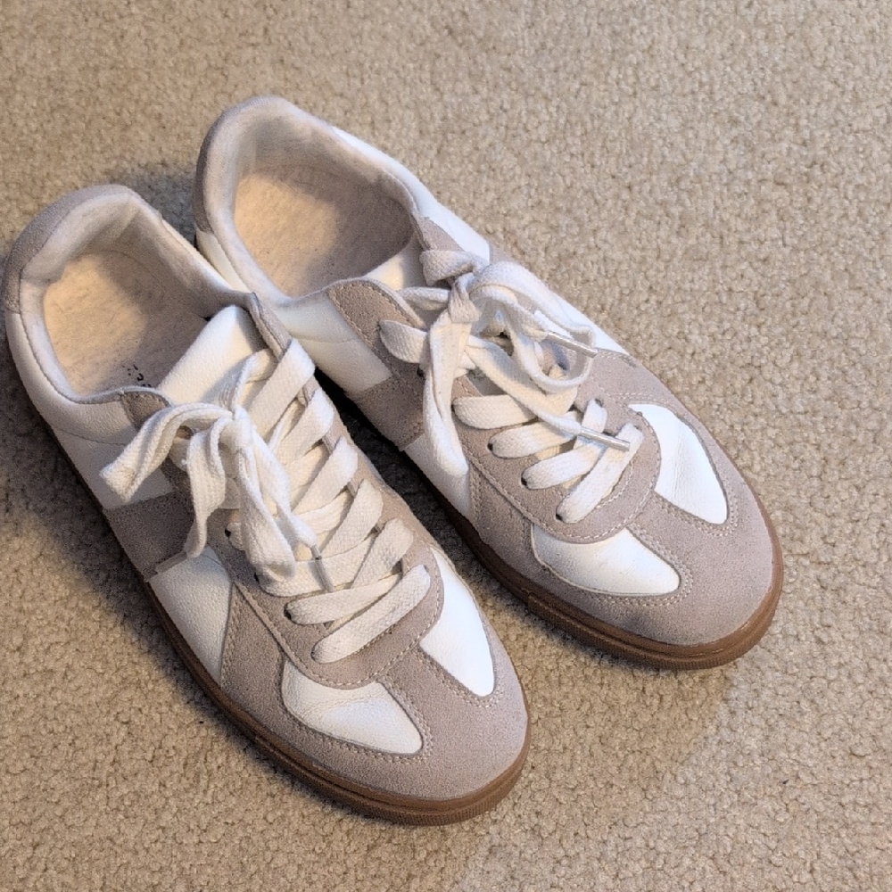 Women's White and Tan Sneakers